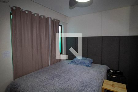 Casa à venda com 250m², 4 quartos e 6 vagasQuarto de Serviço