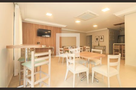 Apartamento para alugar com 130m², 3 quartos e 3 vagasÁrea comum - Salão de festas