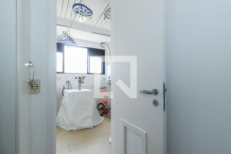 Apartamento para alugar com 130m², 3 quartos e 3 vagasQuarto de Serviço