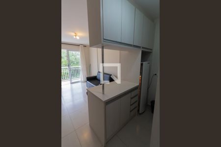 Cozinha de apartamento para alugar com 1 quarto, 37m² em Panamby, São Paulo