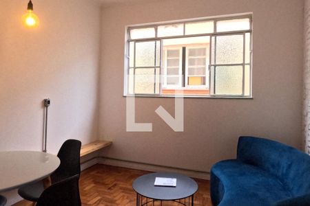 Sala de apartamento para alugar com 2 quartos, 70m² em Embaré, Santos