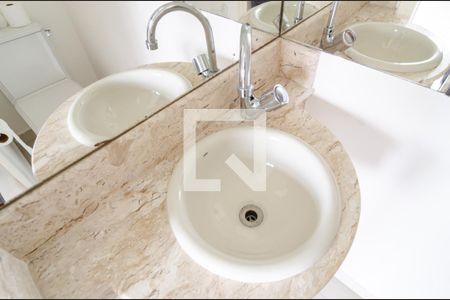 Lavabo de apartamento para alugar com 2 quartos, 115m² em Chácara Inglesa, São Paulo