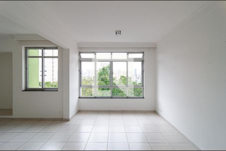 Sala de apartamento para alugar com 2 quartos, 115m² em Chácara Inglesa, São Paulo