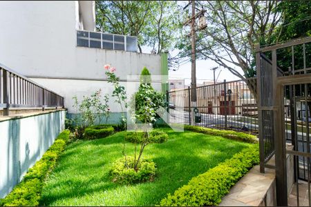 Apartamento para alugar com 115m², 2 quartos e 1 vaga Apartamento para alugar com 115m², 2 quartos e 1 vagaEntrada