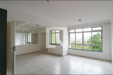 Sala de apartamento para alugar com 2 quartos, 115m² em Chácara Inglesa, São Paulo