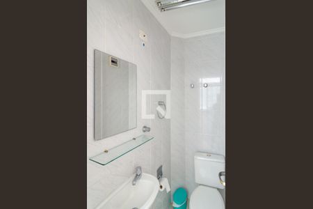 Apartamento para alugar com 115m², 2 quartos e 1 vaga Apartamento para alugar com 115m², 2 quartos e 1 vagaBanheiro de Serviço