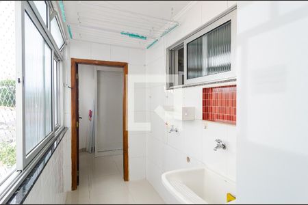 Apartamento para alugar com 115m², 2 quartos e 1 vaga Apartamento para alugar com 115m², 2 quartos e 1 vagaLavanderia