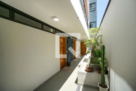 Entrada de apartamento à venda com 2 quartos, 44m² em Vila Granada, São Paulo