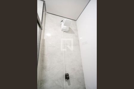 Chuveiro de apartamento à venda com 2 quartos, 44m² em Vila Granada, São Paulo