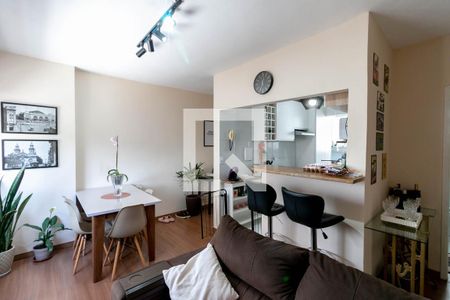 Sala de apartamento para alugar com 2 quartos, 60m² em Sion, Belo Horizonte