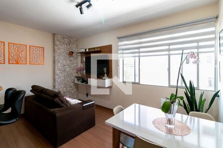 Sala de apartamento para alugar com 2 quartos, 60m² em Sion, Belo Horizonte