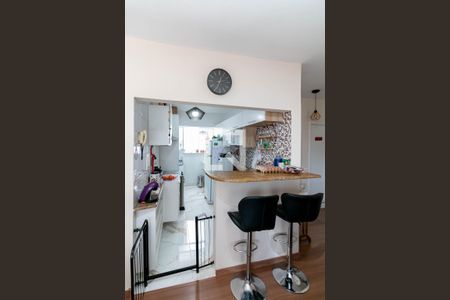 Sala de apartamento para alugar com 2 quartos, 60m² em Sion, Belo Horizonte