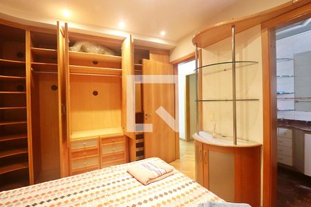 Apartamento à venda com 245m², 4 quartos e 4 vagasQuarto 3 - Suíte