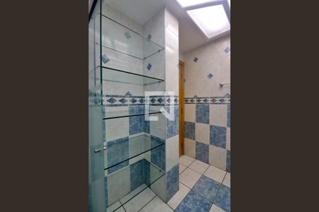 Apartamento à venda com 245m², 4 quartos e 4 vagasBanheiro Social