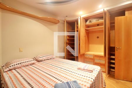 Apartamento à venda com 245m², 4 quartos e 4 vagasQuarto 3 - Suíte