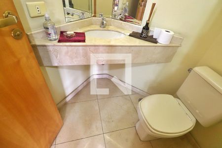 Apartamento à venda com 245m², 4 quartos e 4 vagasLavabo
