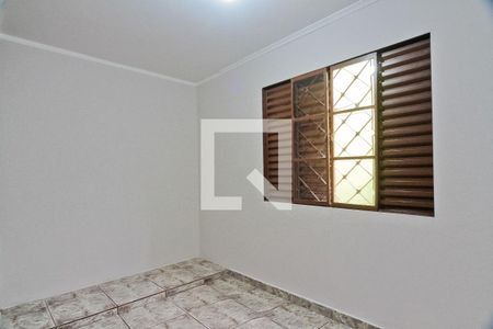 Casa para alugar com 150m², 2 quartos e 1 vaga Casa para alugar com 150m², 2 quartos e 1 vagaQuarto