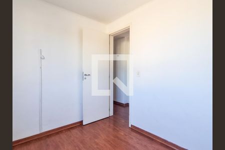 Quarto 2 de apartamento à venda com 2 quartos, 70m² em Rubem Berta, Porto Alegre