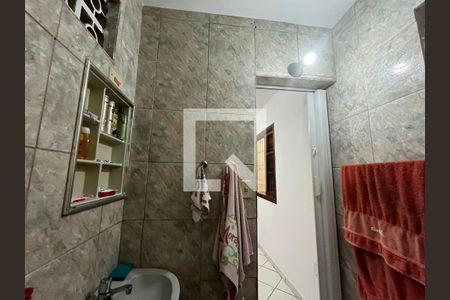 Casa à venda com 88m², 3 quartos e 2 vagasBanheiro da Suíte 2
