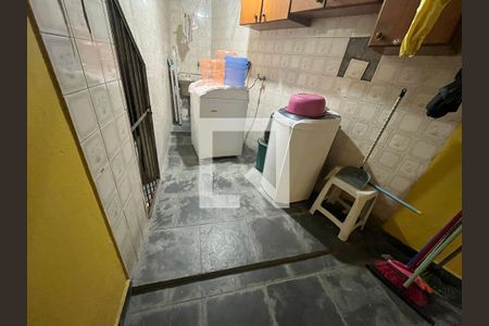 Casa à venda com 88m², 3 quartos e 2 vagasÁrea de Serviço