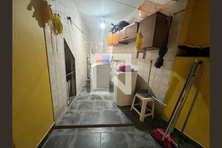 Casa à venda com 88m², 3 quartos e 2 vagasÁrea de Serviço
