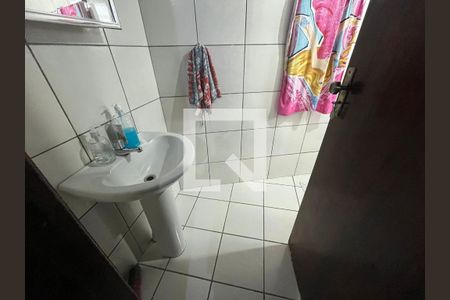 Casa à venda com 88m², 3 quartos e 2 vagasBanheiro da Suíte 1