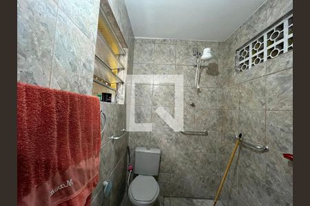 Casa à venda com 88m², 3 quartos e 2 vagasBanheiro da Suíte 2