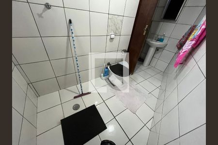 Casa à venda com 88m², 3 quartos e 2 vagasBanheiro da Suíte 1