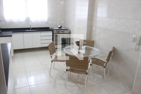 Apartamento para alugar com 200m², 3 quartos e 1 vagaCozinha