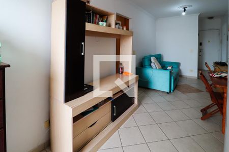 Sala de apartamento à venda com 3 quartos, 66m² em Vila Gumercindo, São Paulo
