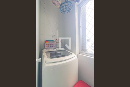 Apartamento para alugar com 75m², 3 quartos e 1 vagaÁrea de Serviço