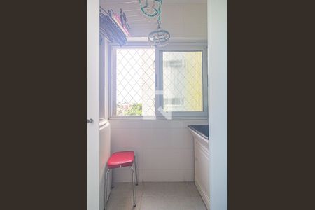 Apartamento para alugar com 75m², 3 quartos e 1 vagaÁrea de Serviço