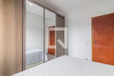 Quarto 1 de apartamento para alugar com 2 quartos, 55m² em Vila Lutécia, Santo André