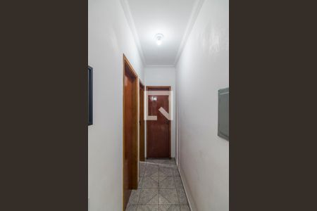 Corredor de apartamento para alugar com 2 quartos, 55m² em Vila Lutécia, Santo André