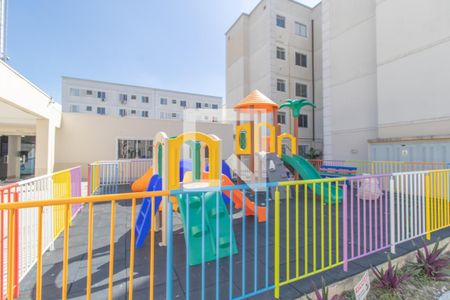 Apartamento à venda com 42m², 2 quartos e 1 vaga Apartamento à venda com 42m², 2 quartos e 1 vagaÁrea comum - Playground