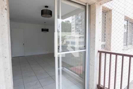 Apartamento para alugar com 89m², 3 quartos e 2 vagas Apartamento para alugar com 89m², 3 quartos e 2 vagasVaranda