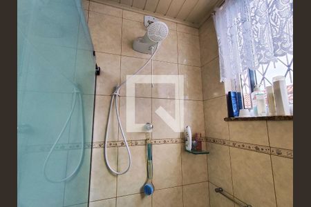 Casa à venda com 175m², 5 quartos e 1 vaga Casa à venda com 175m², 5 quartos e 1 vagaBanheiro
