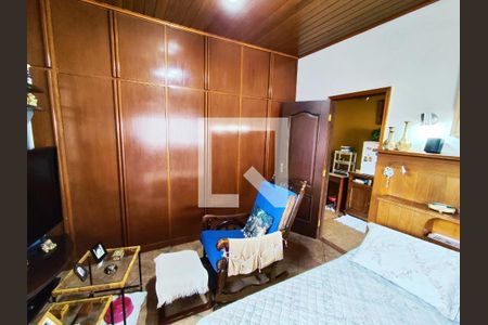 Casa à venda com 175m², 5 quartos e 1 vaga Casa à venda com 175m², 5 quartos e 1 vagaQuarto 4