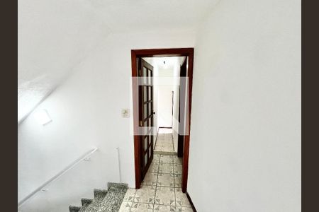 Corredor de casa para alugar com 3 quartos, 350m² em Parada Inglesa, São Paulo