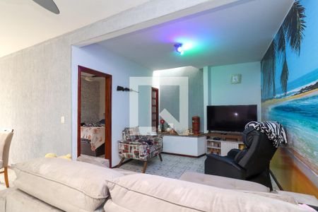 Sala de Estar de casa para alugar com 3 quartos, 350m² em Parada Inglesa, São Paulo