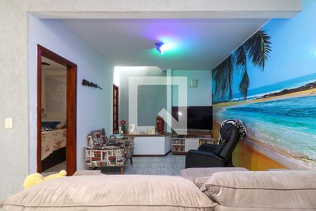 Sala de Estar de casa para alugar com 3 quartos, 350m² em Parada Inglesa, São Paulo