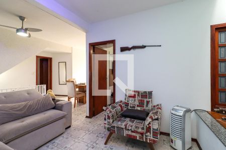 Sala de Estar de casa para alugar com 3 quartos, 350m² em Parada Inglesa, São Paulo