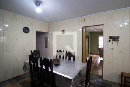 Casa à venda com 134m², 3 quartos e 2 vagasCozinha