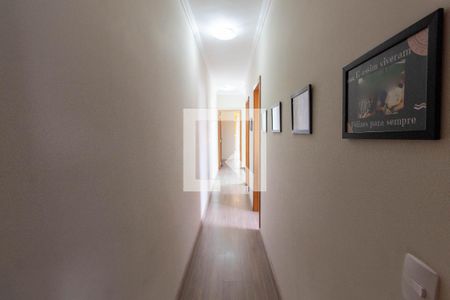 Casa à venda com 247m², 3 quartos e 4 vagasCorredor