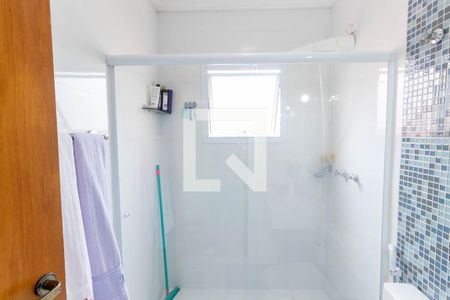 Casa à venda com 247m², 3 quartos e 4 vagasBanheiro 2