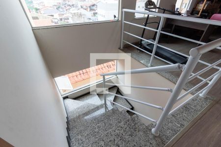 Casa à venda com 247m², 3 quartos e 4 vagasEscada