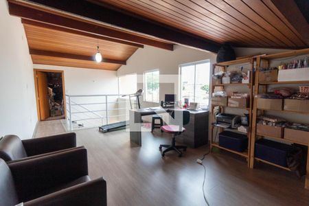 Casa à venda com 247m², 3 quartos e 4 vagasSoton