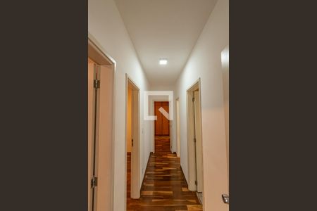 Apartamento à venda com 131m², 3 quartos e 1 vagaCorredor