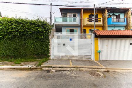 Casa para alugar com 125m², 3 quartos e 3 vagasFachada