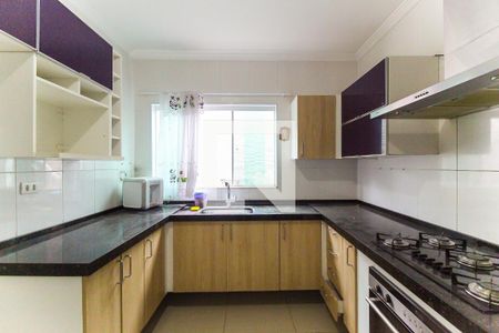 Casa para alugar com 125m², 3 quartos e 3 vagasCozinha 